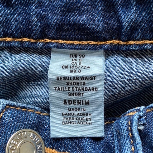 Navy blue regular waist jean shorts from H&M 💙 - Picture 3 of 3